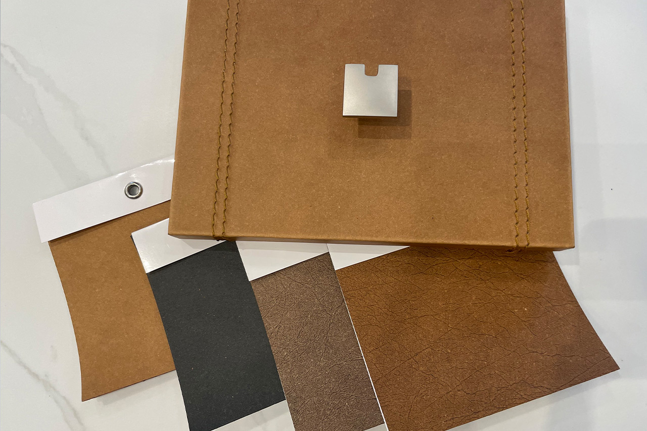 210719-drawer-leather-surface-option-closeup4-1280